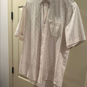 XL trim mizzen+main white button up short sleeve shirt